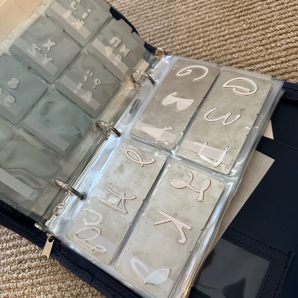 Zip ‘e Mate Craft Cutter – Working Condition – Accessories Included - Picture 5 of 11